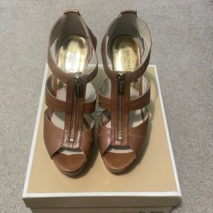 Michael Kors Berkley Platform Heels: Luggage